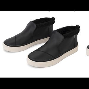 Tom’s Paxton Slip on bootie